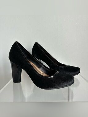 Vintage 90s Pony hair pumps